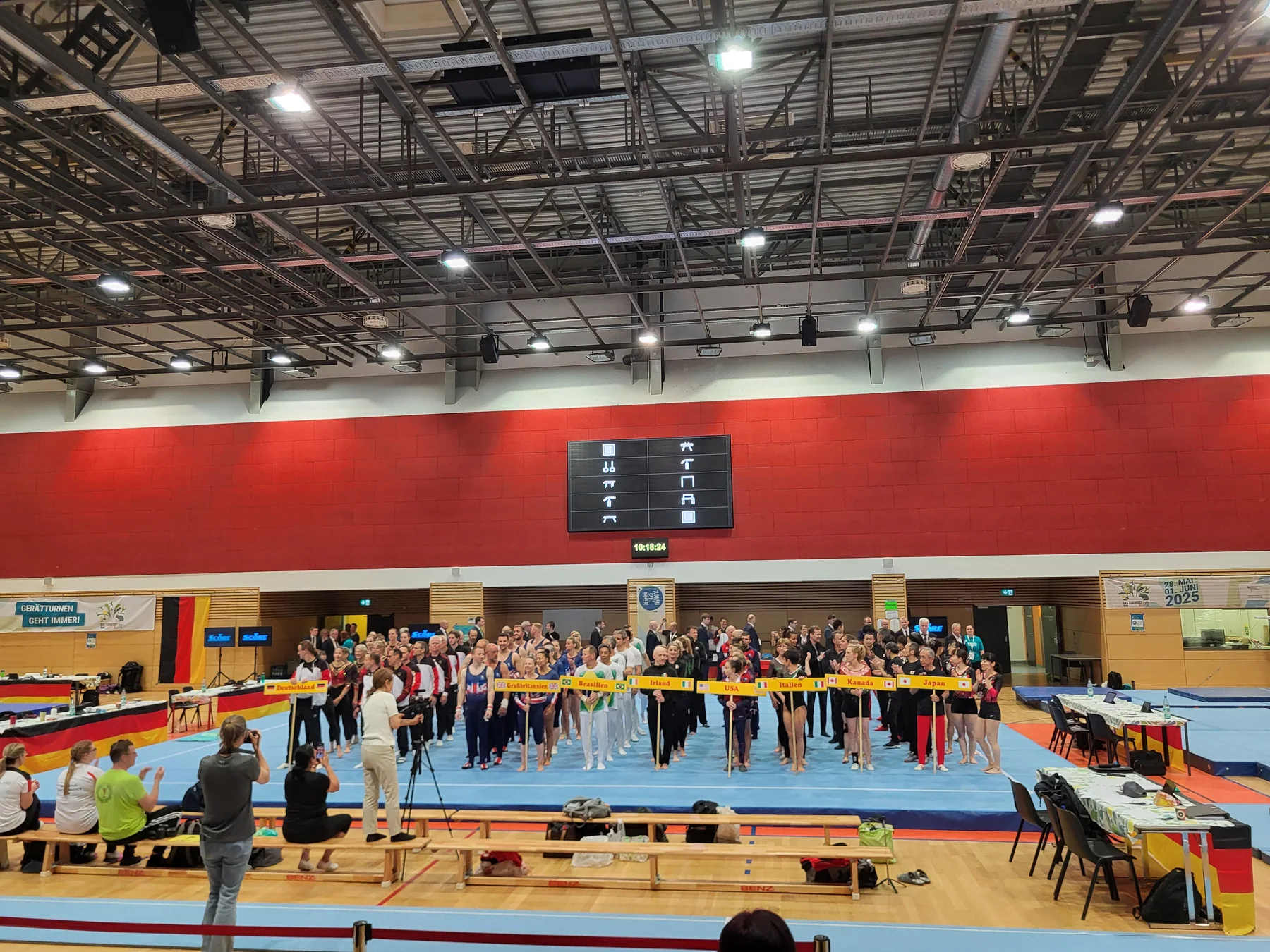 Opening procession of the International Masters Team Cup, Leipzig, 1 June 2025.
